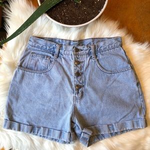 90’s Vintage Button Fly light wash denim shorts